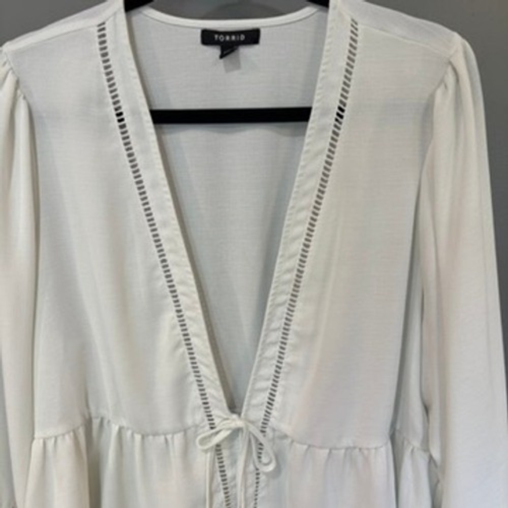 Torrid White Ladder Stitch Tie Front Kimono Peplum Top 2X Boho Cottagecore Gauze - Picture 2 of 13